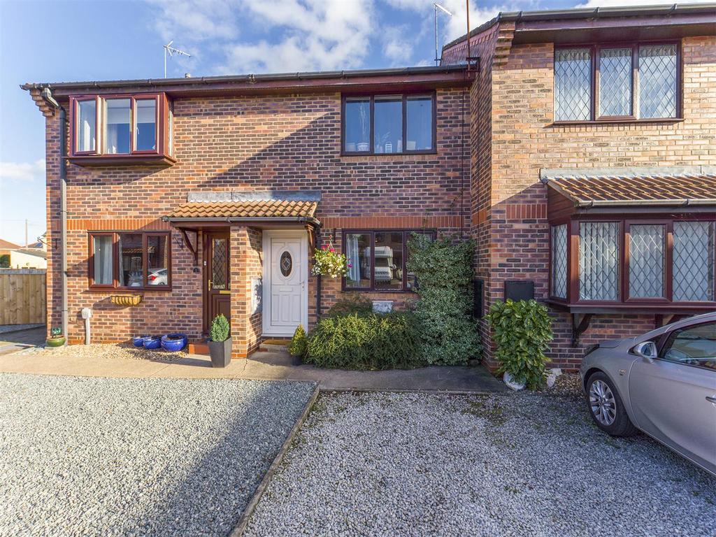Smedley Close, Beverley 2 bed terraced house £155,000