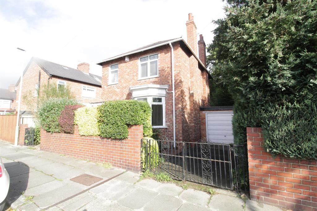 Pierremont Road, Darlington 3 bed detached house £160,000