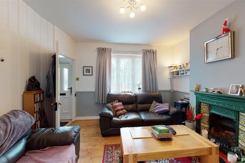 32 Durlock, Minster, Ramsgate, CT12 4HE