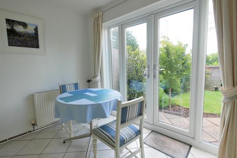 87 Arlington Road, Sully, Penarth, CF64 5TR