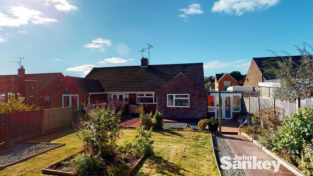 Southwell Road East, Rainworth... 3 bed semidetached bungalow £165,000