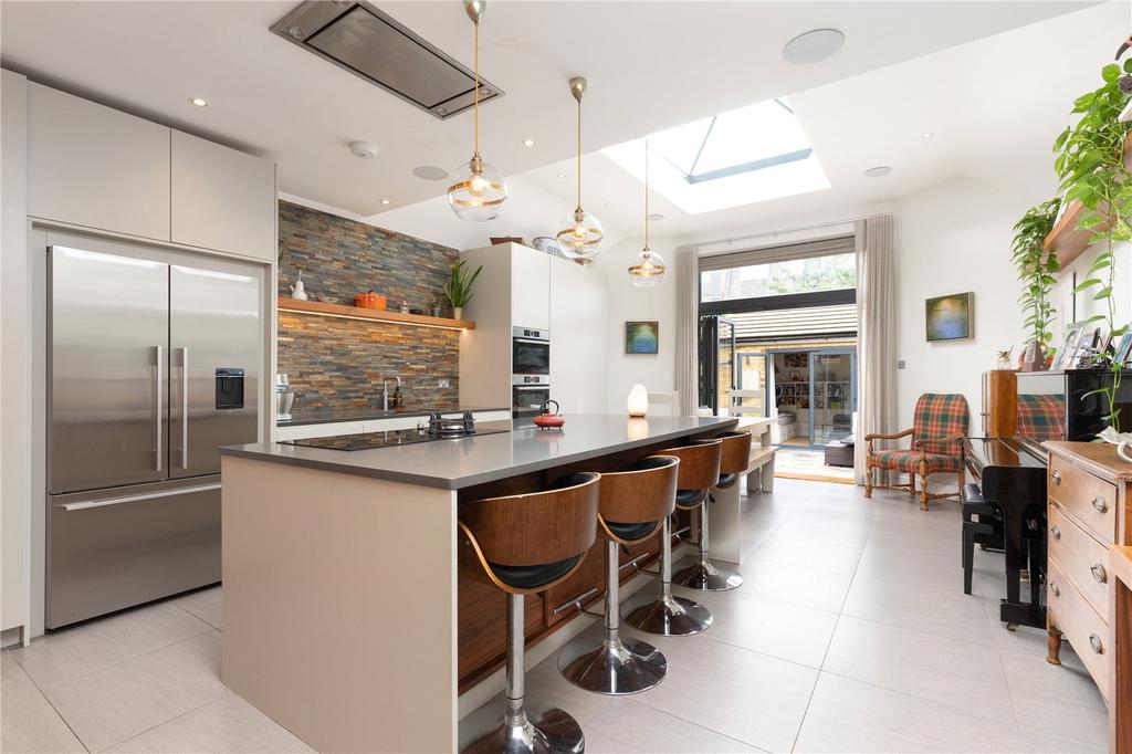 Gordondale Road, Wimbledon, London, SW19 4 bed terraced house £1,250,000