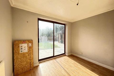 14 Birch Close, Gilberdyke, Brough, HU15 2YF