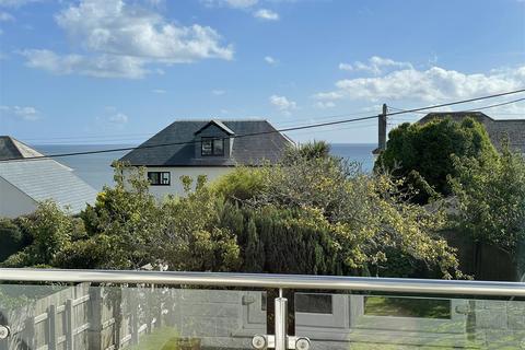 28 Fairway, Carlyon Bay, St Austell, PL25 3QF