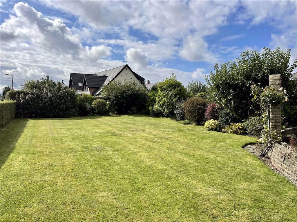 Bryning Lane, Wrea Green 4 bed detached house £600,000