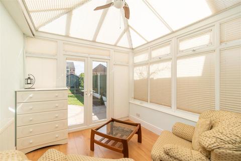 11 Chaceley Way, Nottingham, NG11 7EG