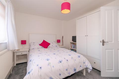 11 Chaceley Way, Nottingham, NG11 7EG