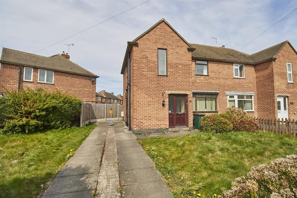 Charnwood Road, Barwell, Leicester 3 bed semidetached house £190,000