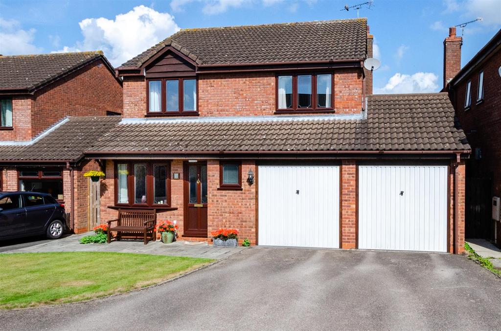 Camelot Way, Narborough. 4 bed detached house £375,000