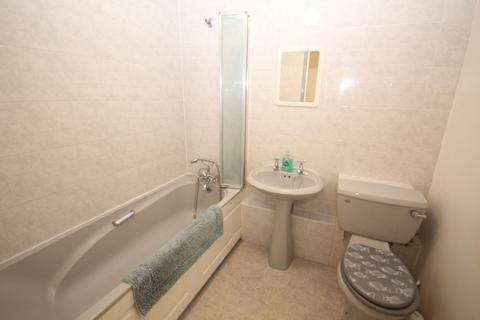1 bedroom flat to rent, SILLWOOD PLACE, BRIGHTON