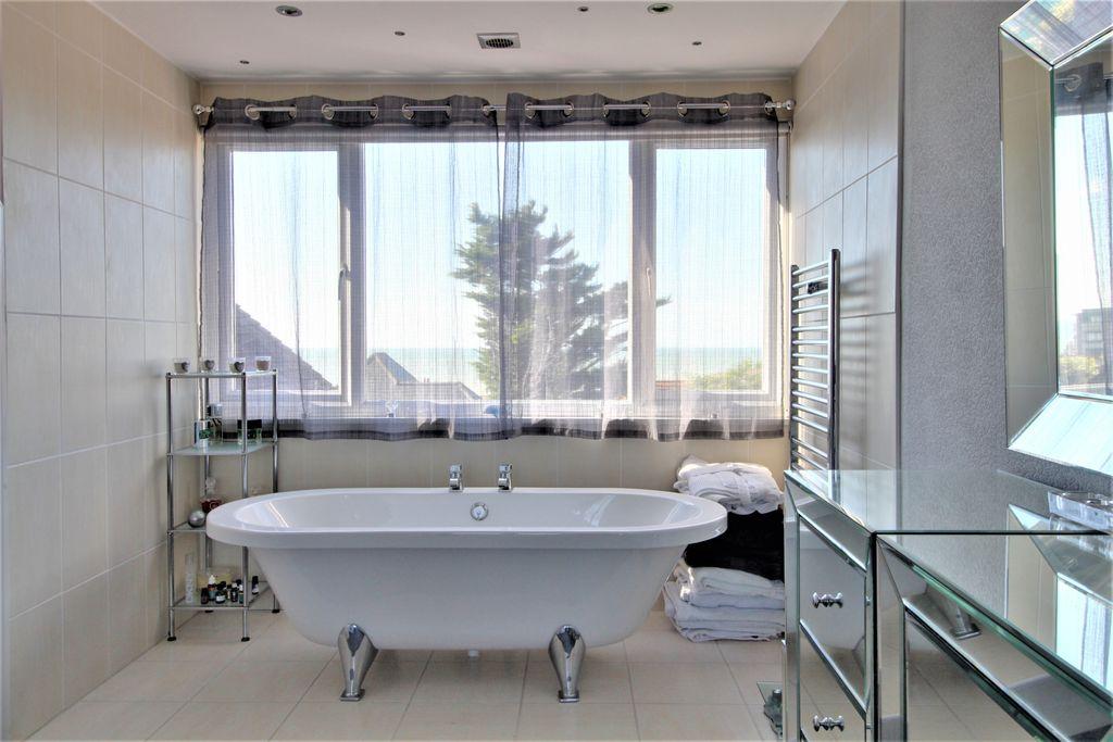 Bedroom 1 (Double with Ensuite)