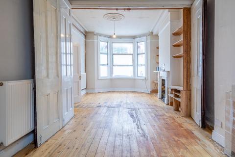 79 Ashburnham Road, London, NW10 5SA