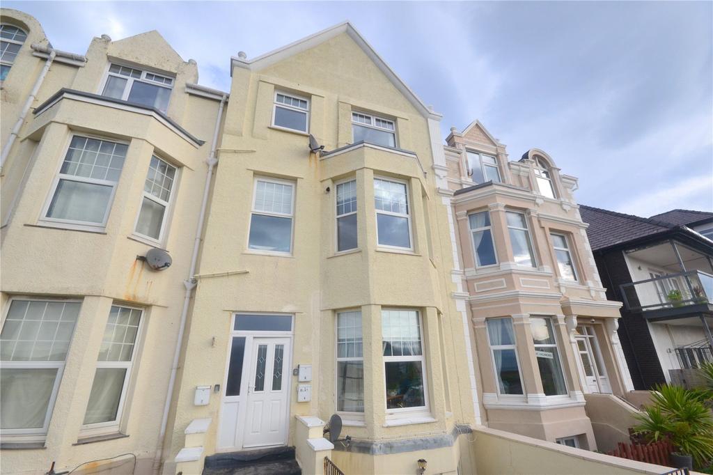 Cressington, West Parade, Llandudno, LL30 2 bed apartment - £180,000