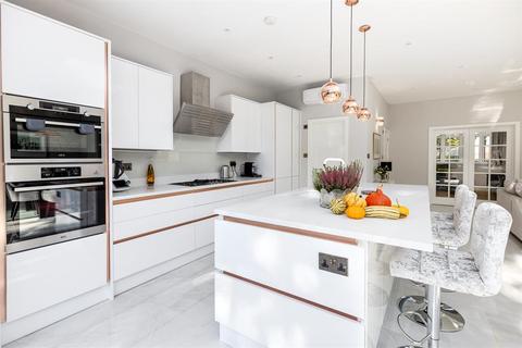 94 Cleveland Road, Ealing, London, W13 0EJ