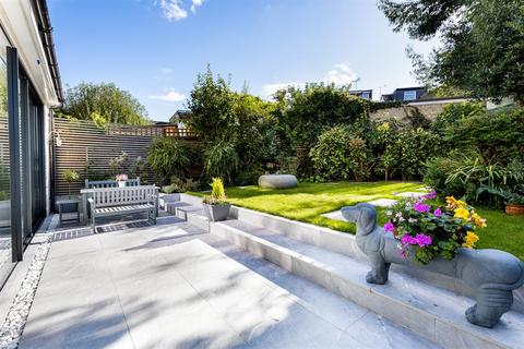 94 Cleveland Road, Ealing, London, W13 0EJ