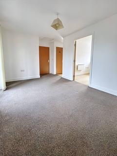 1 bedroom apartment to rent, Ebberton Close, Hemsworth, Pontefract WF9