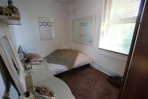 1 bedroom in a flat share to rent, Matilda House, St. Katharines Way, London, E1W