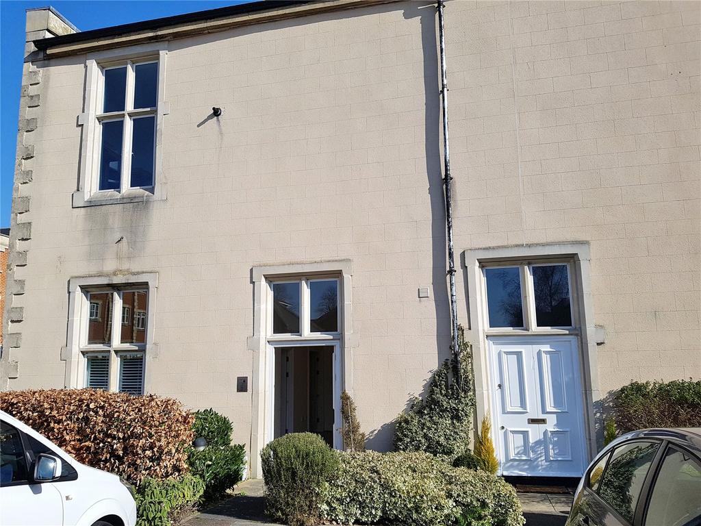 Edward House, Royal Earlswood Park, Redhill, Surrey, RH1 2 bed