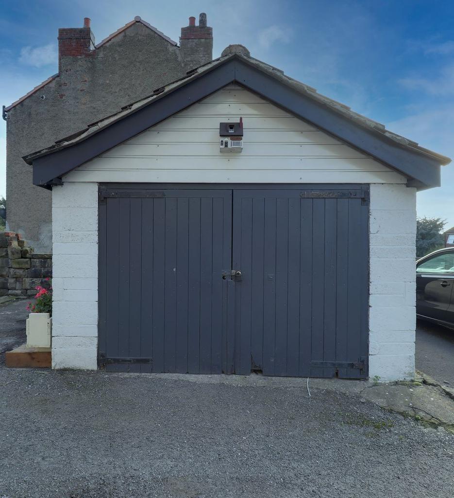 Single Garage
