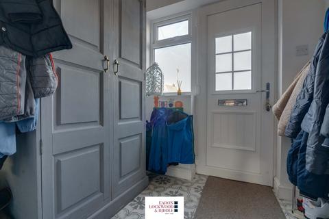 16 Gallow Tree Road, Rotherham, S65 3EE