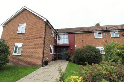10 Caldwell Drive, Wirral, CH49 7PB