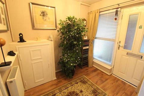 10 Caldwell Drive, Wirral, CH49 7PB