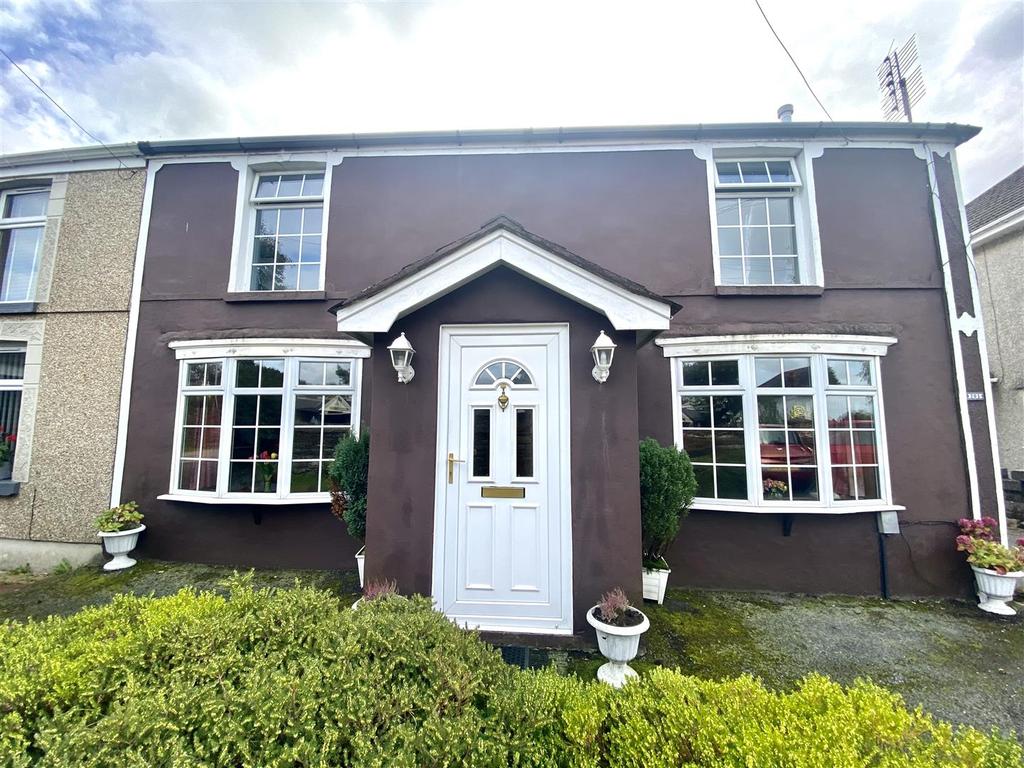 Dunvant road, Dunvant, Killay, Swansea 3 bed cottage £275,000