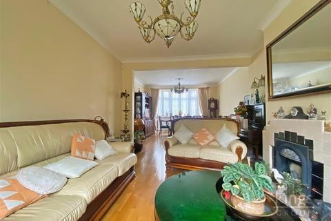 357 Bury Street West, London, N9 9JW