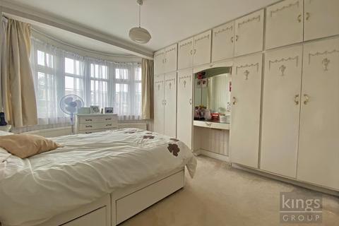 357 Bury Street West, London, N9 9JW