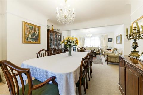 64 Glenthorpe Road, Morden, SM4 4JW
