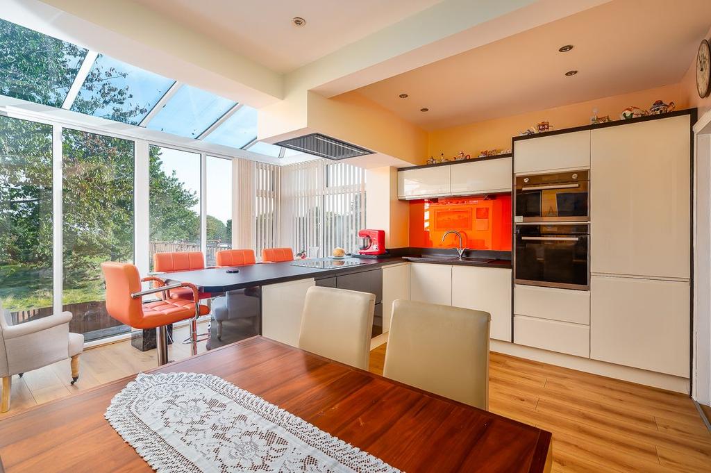 8886 coursework 03 image