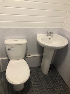 2 bedroom flat to rent, Old Bedford Road, Luton LU2