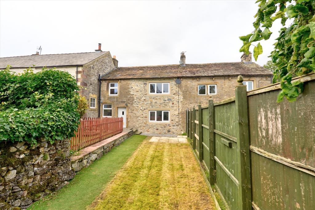 Coniston Cold, Skipton, BD23 2 bed cottage £550 pcm (£127 pw)