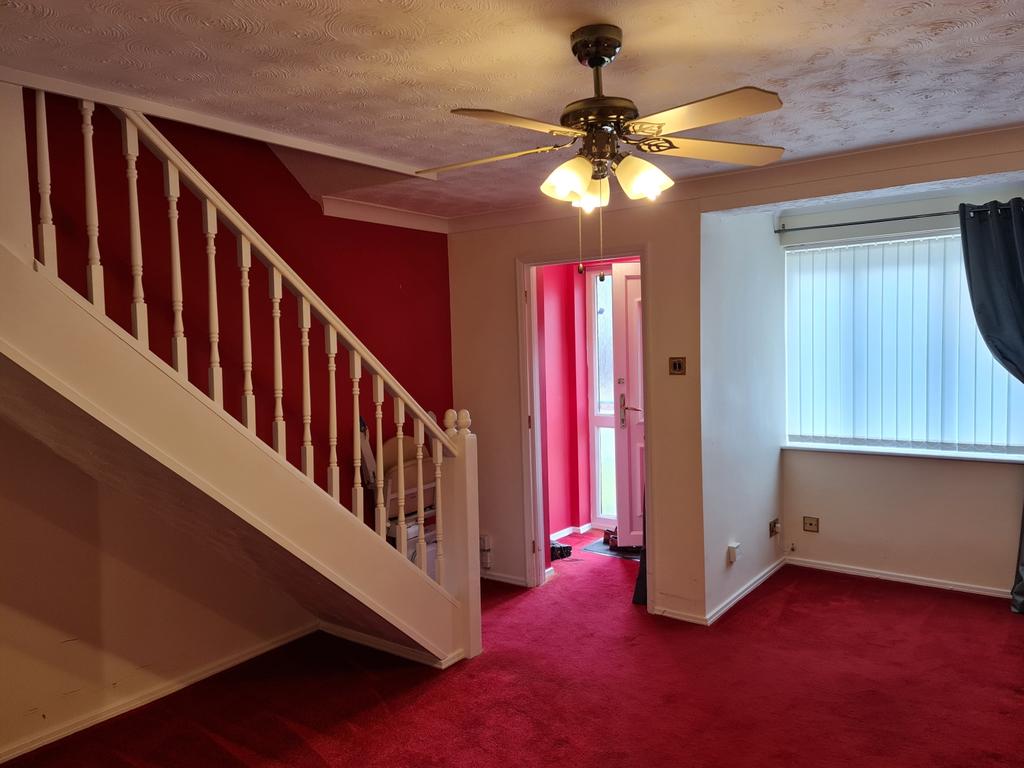 83, Beardsley Drive, Chelmsford... 2 bed detached house £1,000 pcm (£