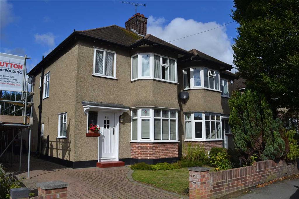 Pentland Avenue, Chelmsford 3 bed semidetached house £440,000