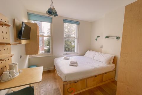 Studio to rent, Philbeach Gardens, London SW5