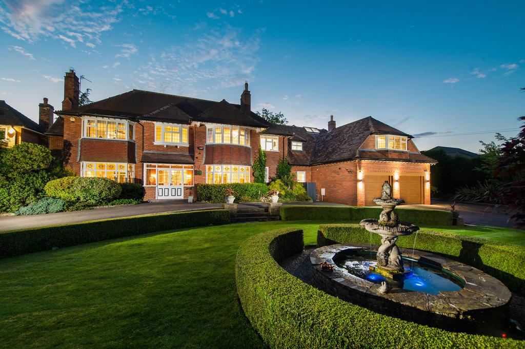 Lovelace Avenue, Solihull, West Midlands, B91 7 bed detached house for