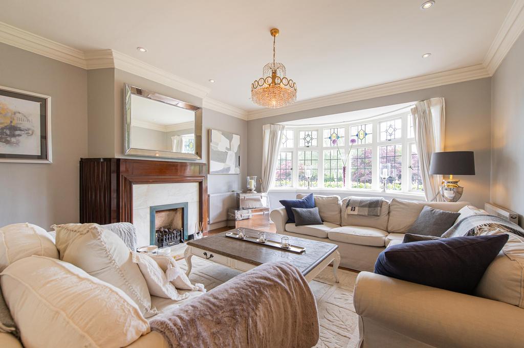 Lovelace Avenue, Solihull, West Midlands, B91 7 bed detached house for