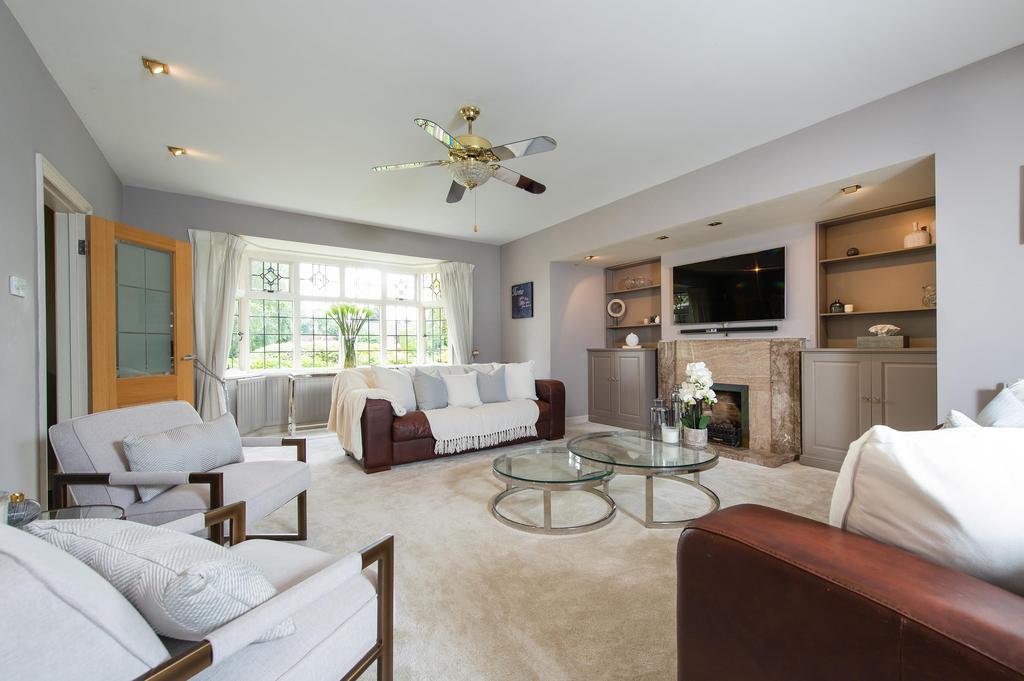 Lovelace Avenue, Solihull, West Midlands, B91 7 bed detached house for