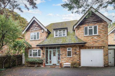 21 Gringer Hill, Maidenhead, SL6 7LY