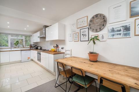 21 Gringer Hill, Maidenhead, SL6 7LY