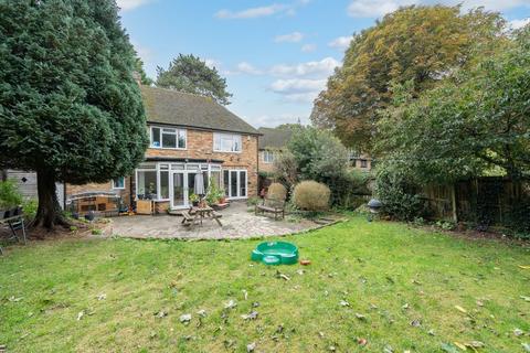 21 Gringer Hill, Maidenhead, SL6 7LY