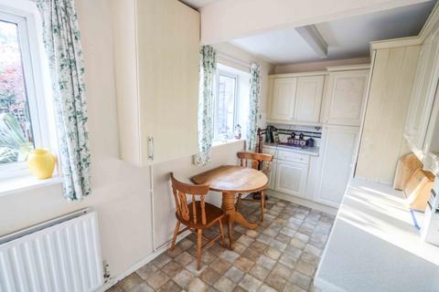23 Fernhurst Close, Hayling Island, PO11 0DT