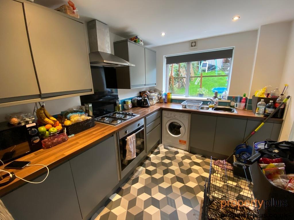 Park Street Clydach Vale Tonypandy 3 bed terraced house £110,000
