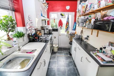 18 Derby Avenue, Wolverhampton, WV6 9JR
