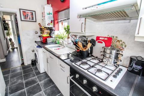 18 Derby Avenue, Wolverhampton, WV6 9JR