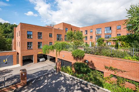 2 bedroom retirement property for sale, Caesars Place, Surrey GU7