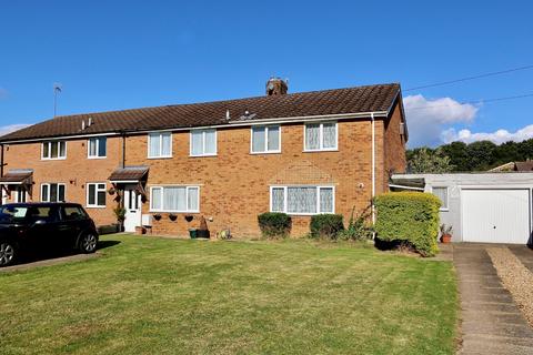 2 Downer Meadow, Godalming, GU7 3SY