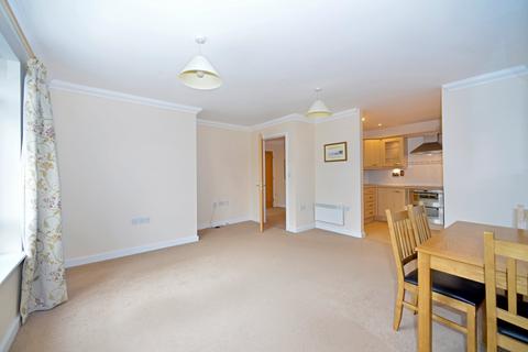 2 bedroom retirement property for sale, Butlers Place, Milford GU8