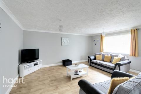 12 Greenriggs, Luton, LU2 9TQ